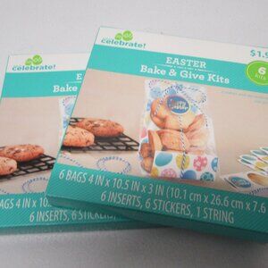 NWT! One Dozen (12) Easter Bake & Give Kits with Silicone Mold & Spatula